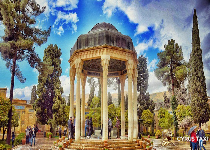 سفر به شیراز و حافظیه با تاکسی دربستی