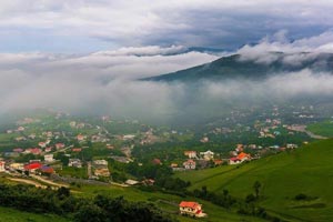 بهترین مقاصد سفر در تابستان با تاکسی در بستی