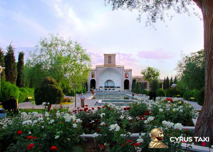 بوستان ناجی از جاهای دیدنی یزد