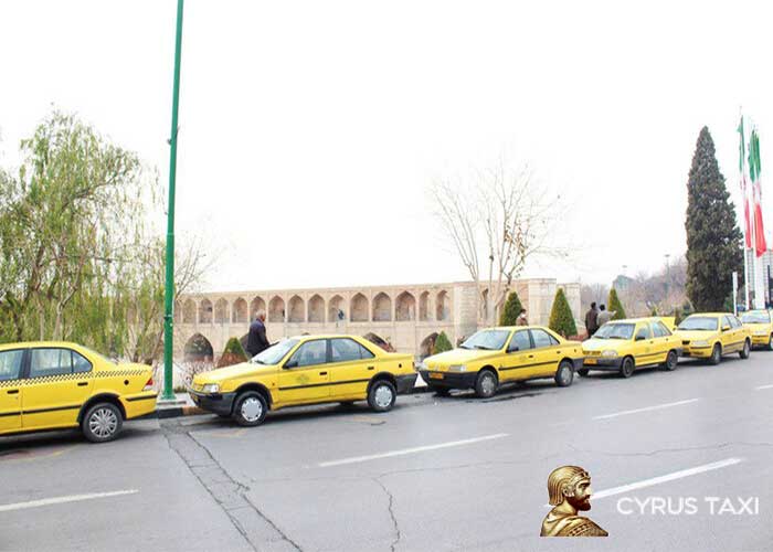 سفر به اصفهان با تاکسی سواری