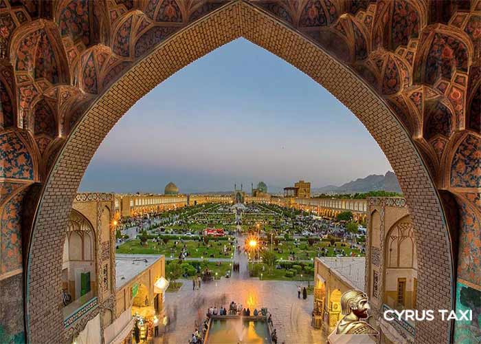 مکانهای تاریخی اصفهان کجاست؟ مکانهای تاریخی اصفهان که باید بشناسید