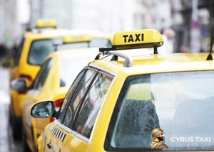 مقایسه هزینههای تاکسی فرودگاه با سایر وسایل حملونقل عمومی